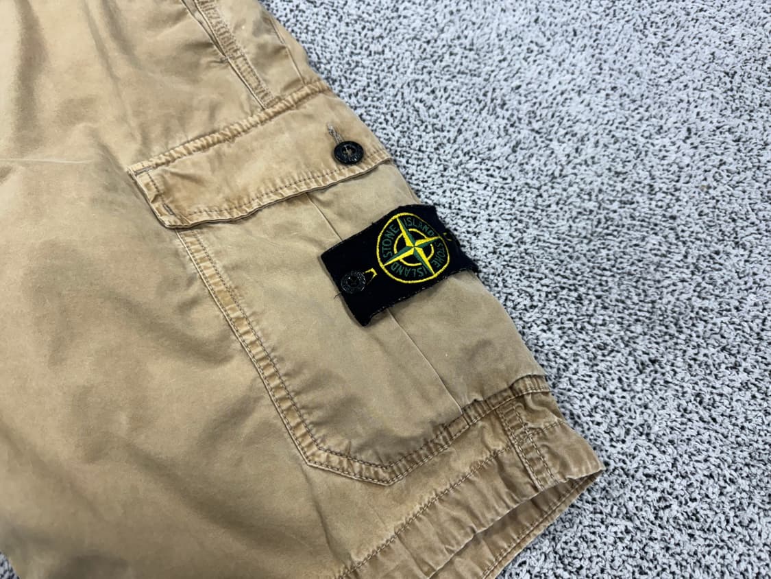 스톤아일랜드 카고반바지 상품이미지3