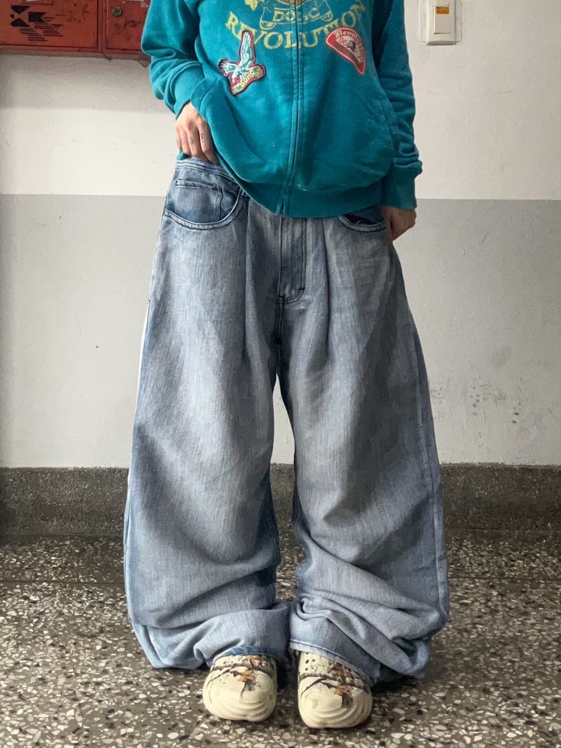 90s 아이스워싱 십자가 데님 와이드 힙합팬츠 상품이미지3