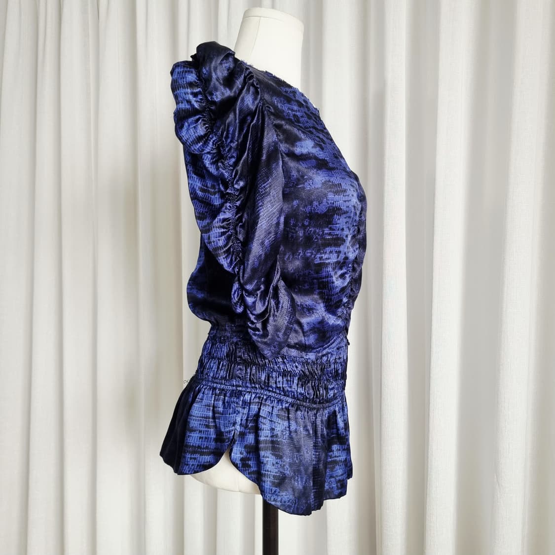 이자벨 마랑 셔링 스모킹 블라우스 실크100% (55/표기0) 상태최상 상품이미지3