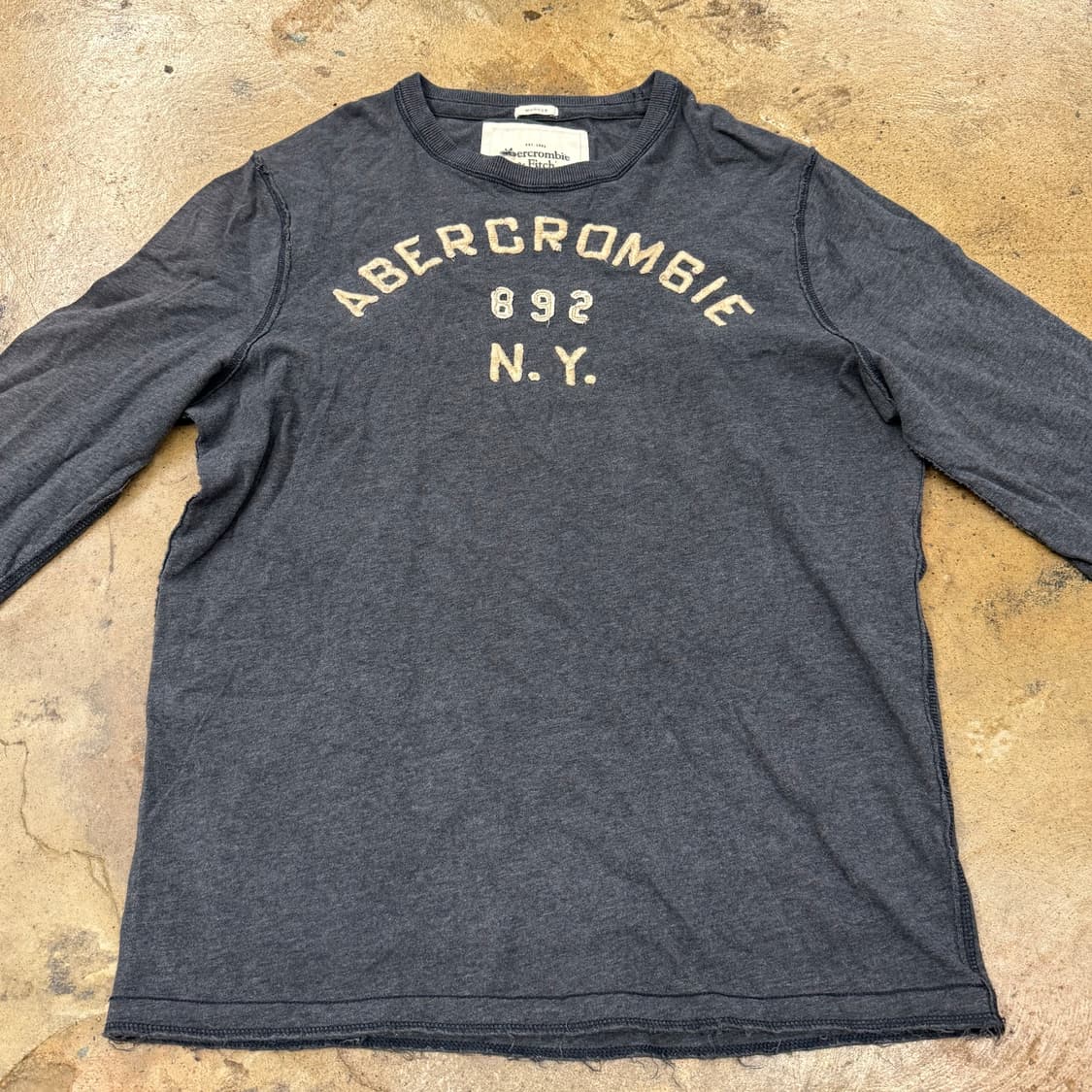 아베크롬비 그레이 긴팔 티 롱슬리브  상품이미지3