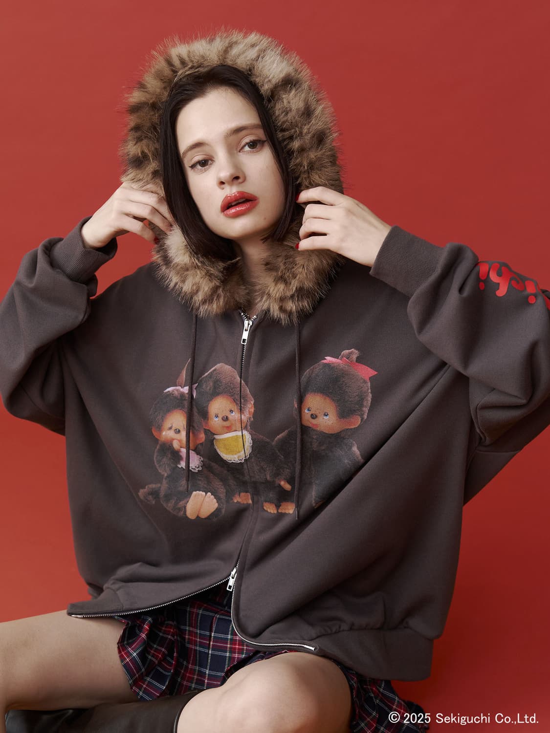 Jouetie x 몬치치 콜라보 후드집업 (챠콜) 상품이미지1