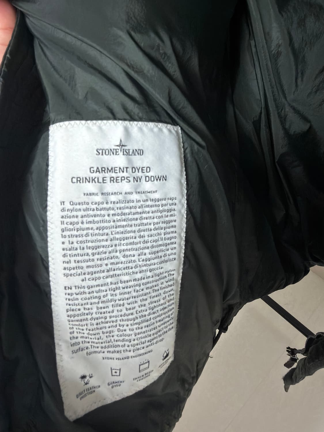 [백화점판, XL] 스톤아일랜드 크링클랩스 패딩 카키 상품이미지4