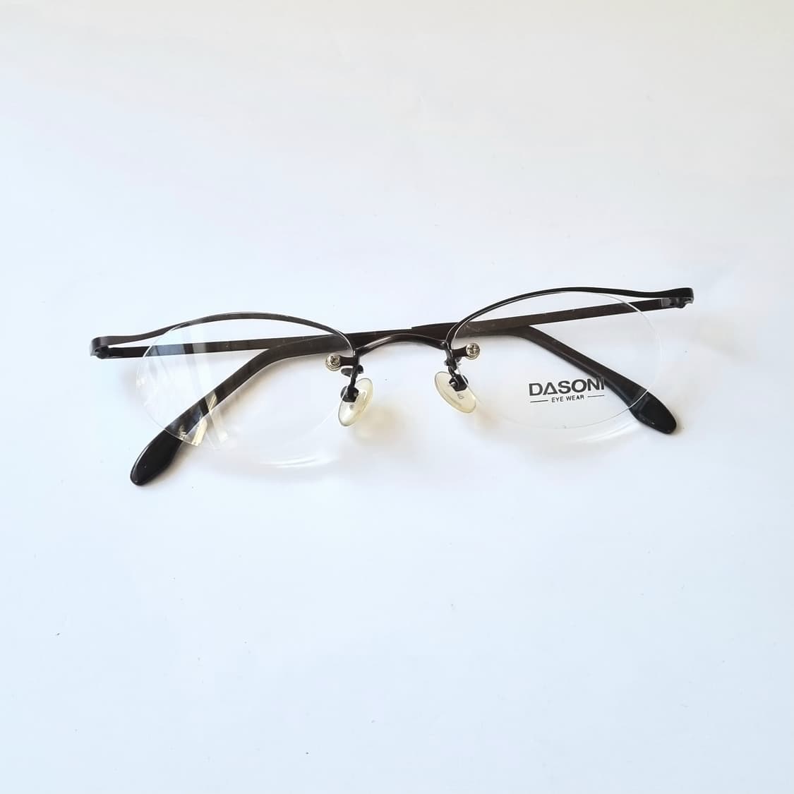 데드스탁 초경량 포인트 무테 안경테 521 상품이미지2