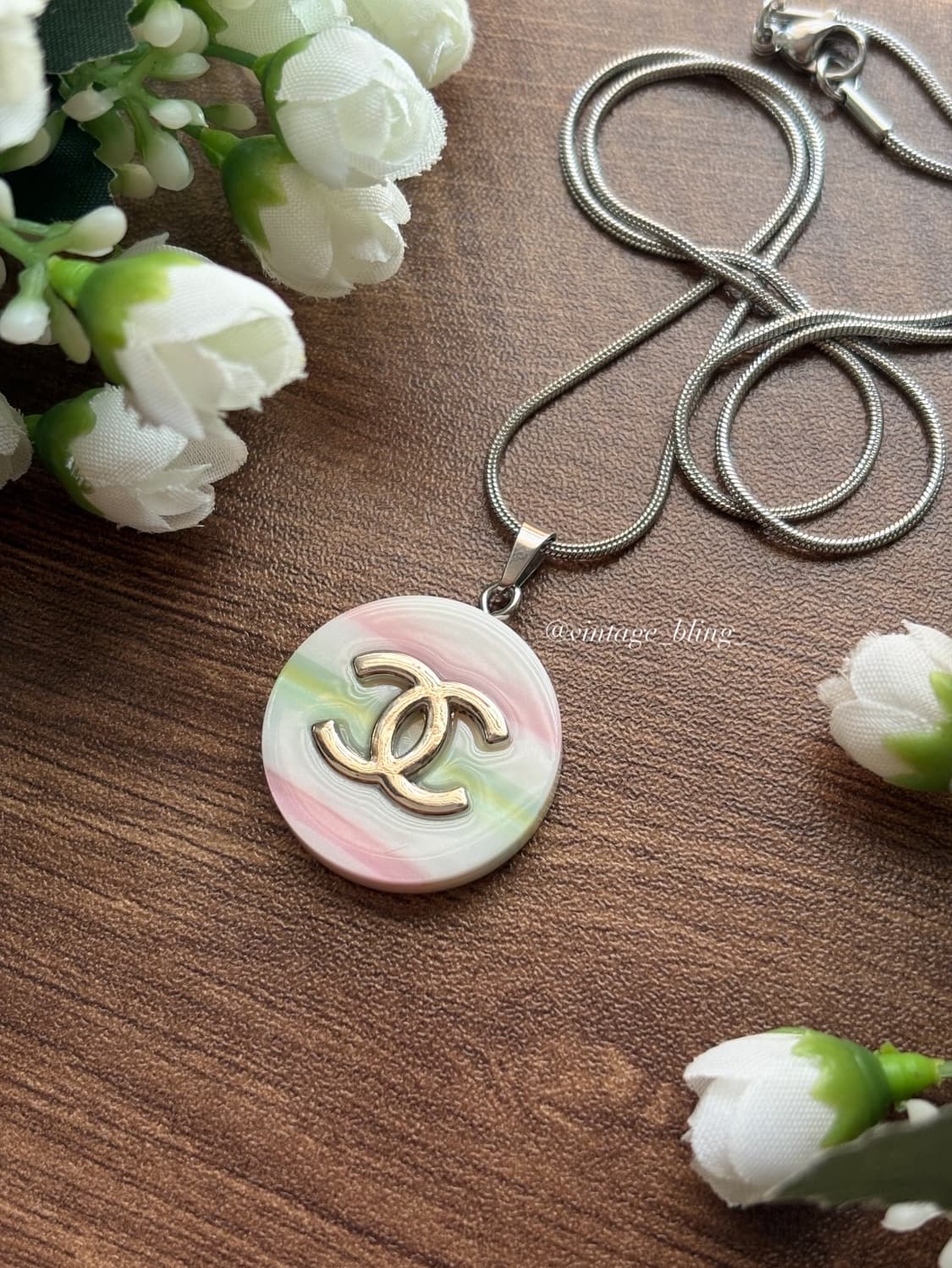 샤넬 파스텔 레인보우 실버 스네이크 목걸이  상품이미지3