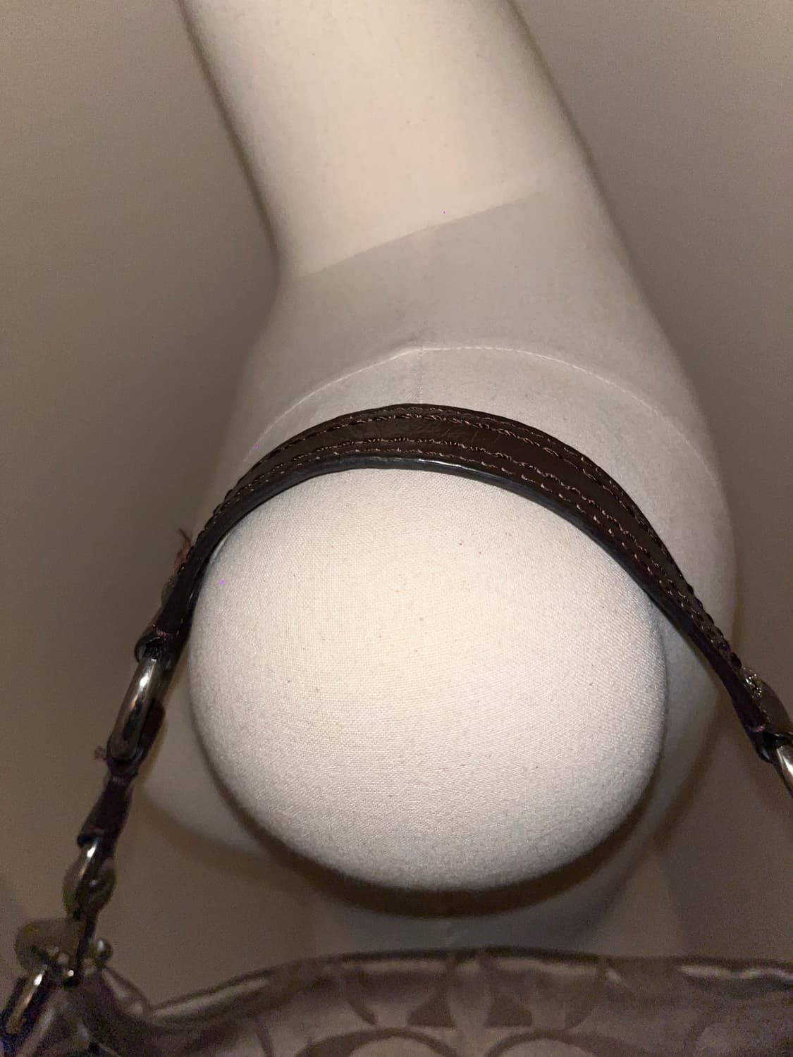 Coach Baggy Square Shoulder Bag 상품이미지5