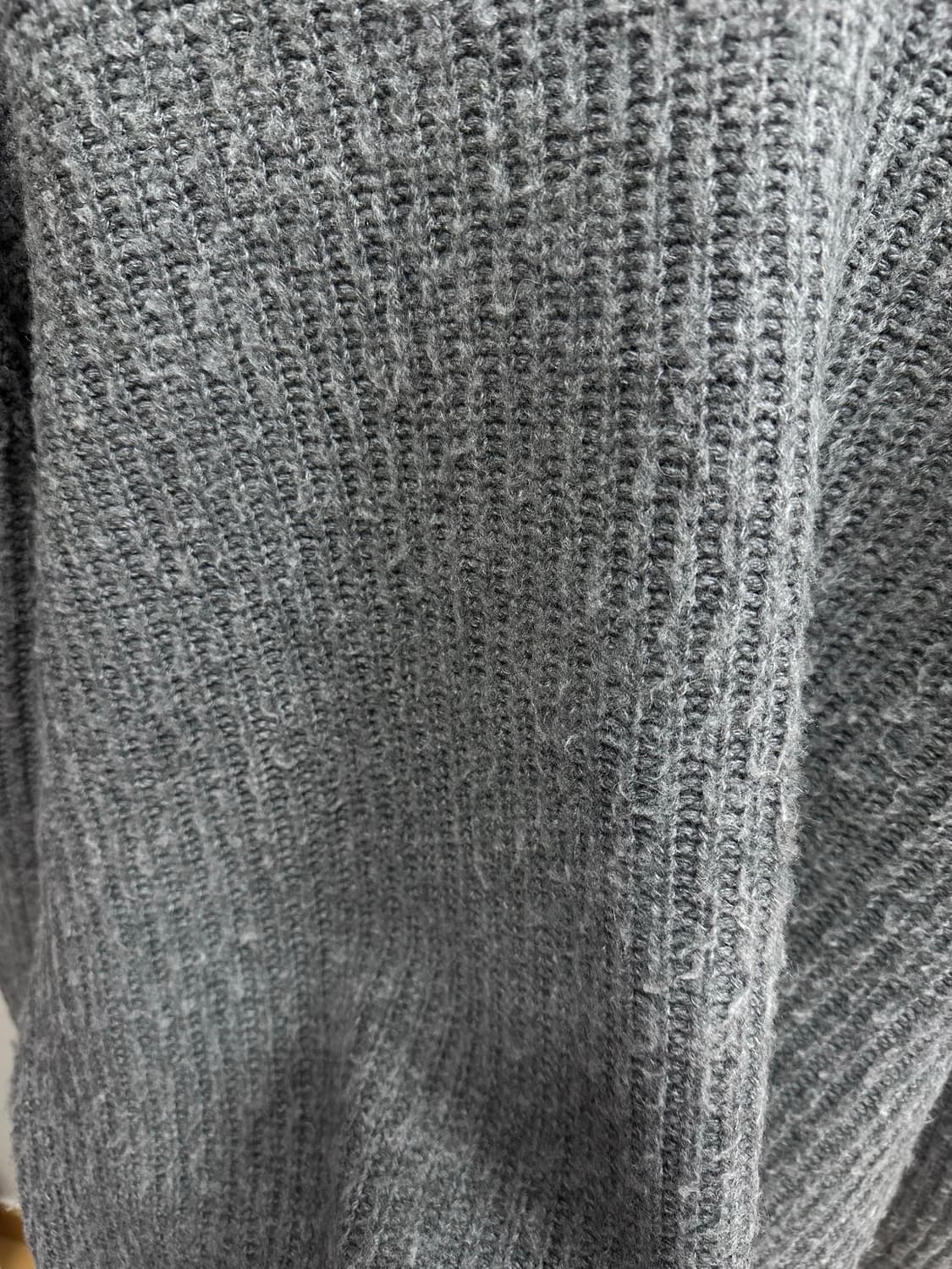 [MSGM] 디스트로이드 그레이 울니트 (L사이즈) 상품이미지5