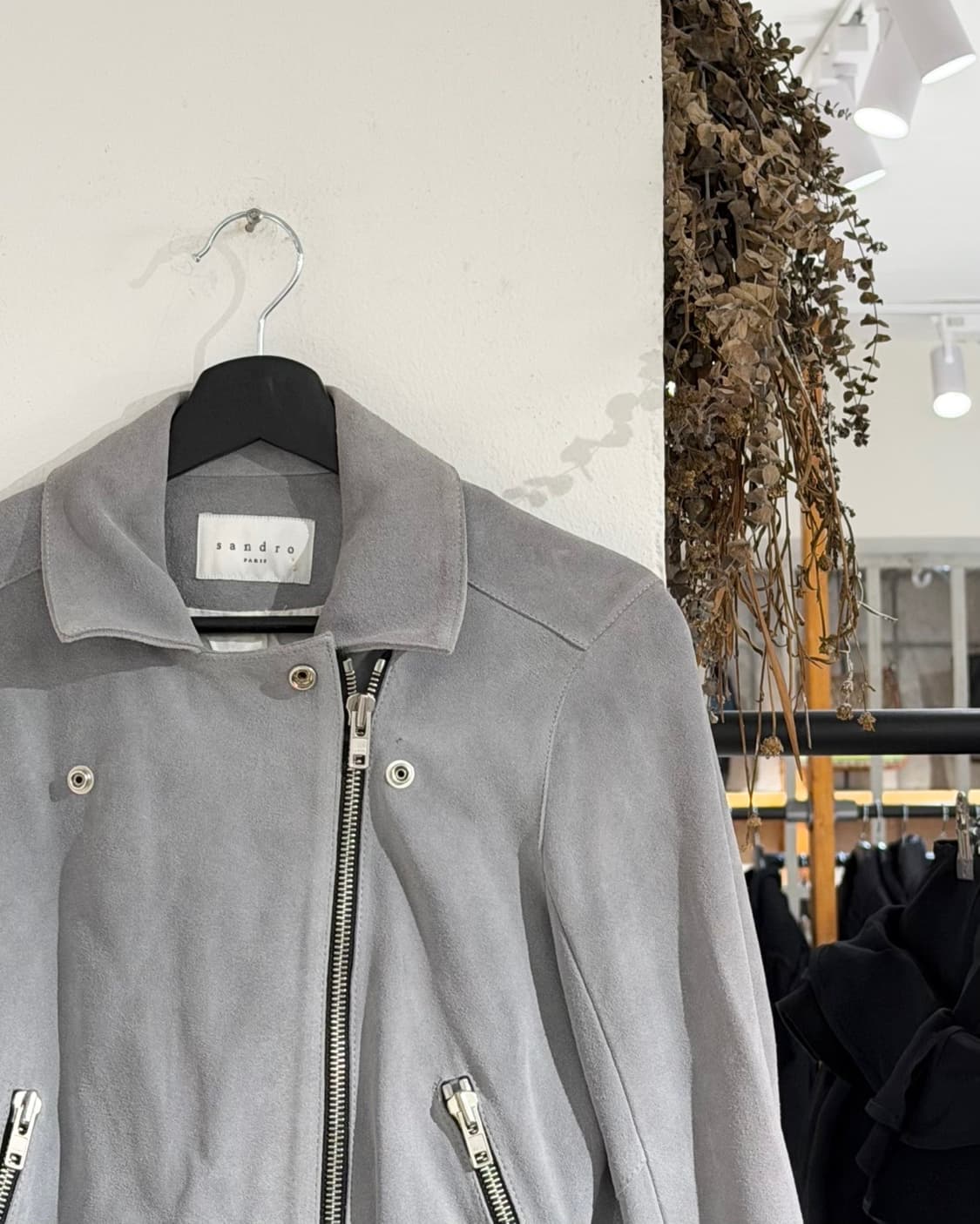 산드로 그레이 스웨이드 바이커 자켓 상품이미지3