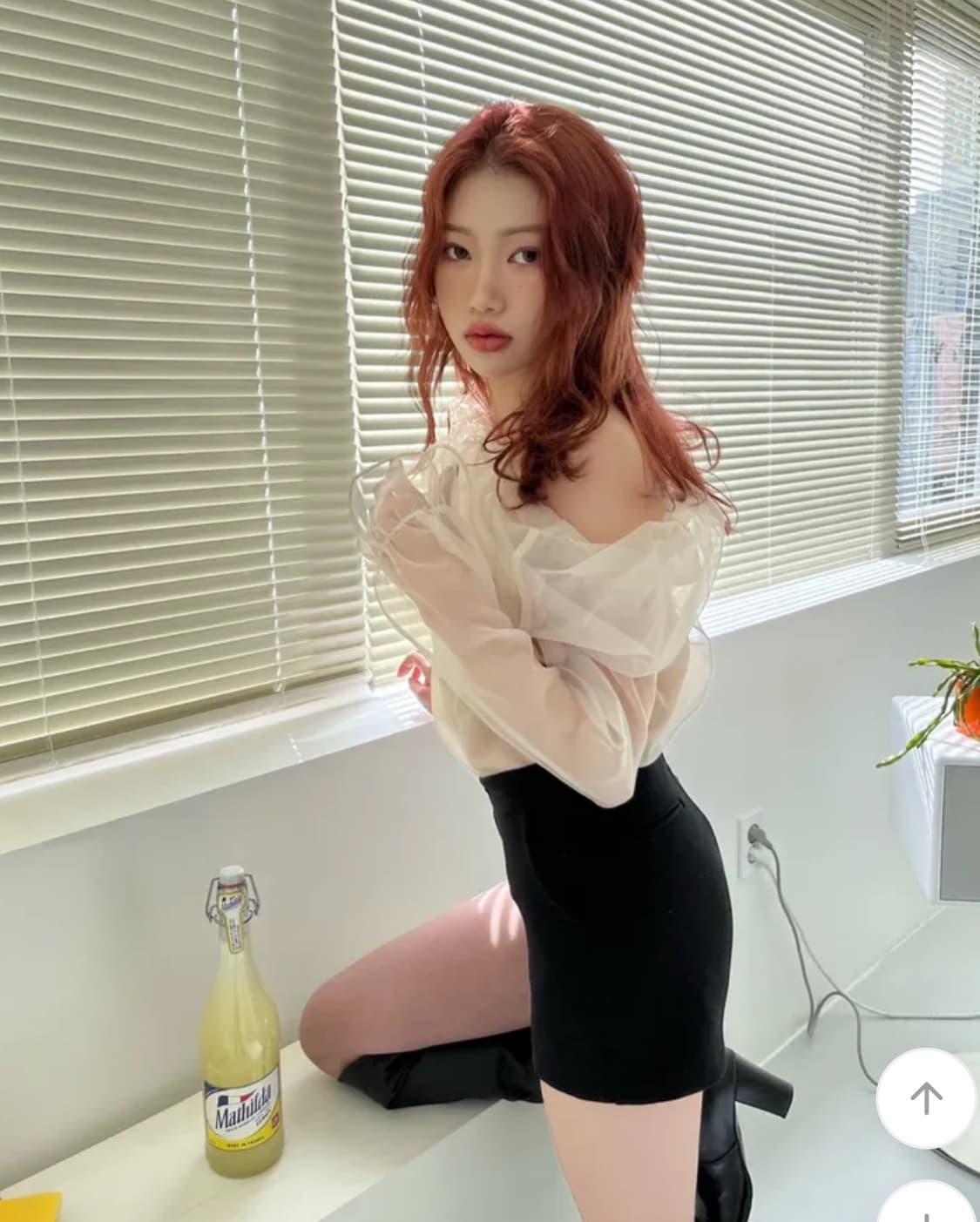 oao studio 오간자 시스루 블라우스 (베이지) 상품이미지1