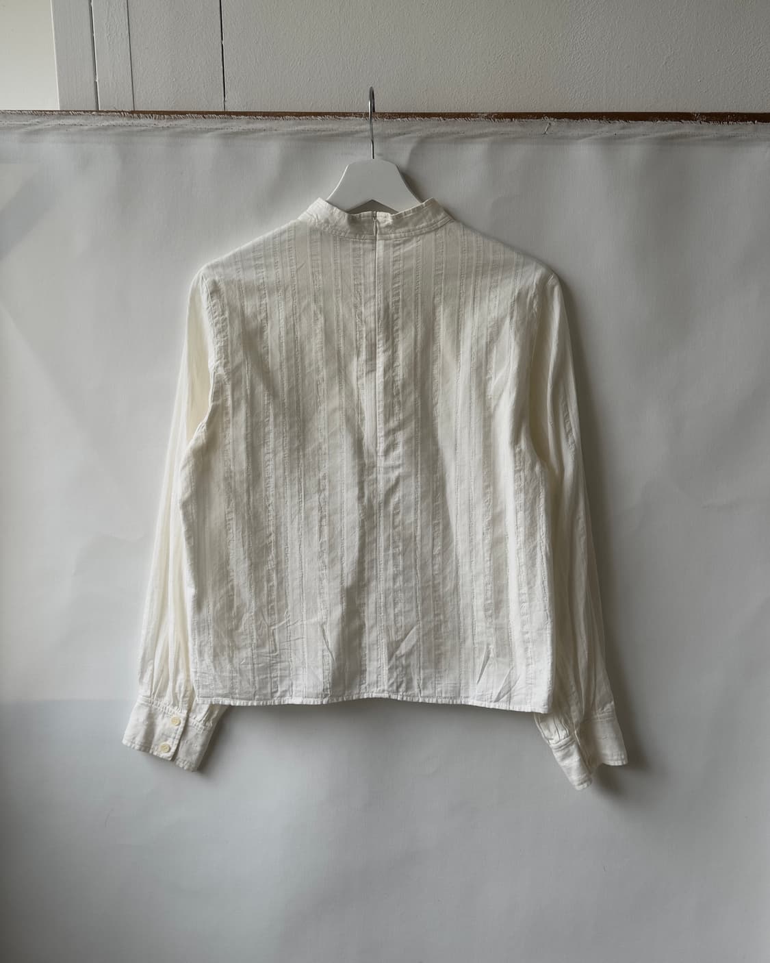 [KUHO plus] Ivory Pintuck Collar Blouse 상품이미지4