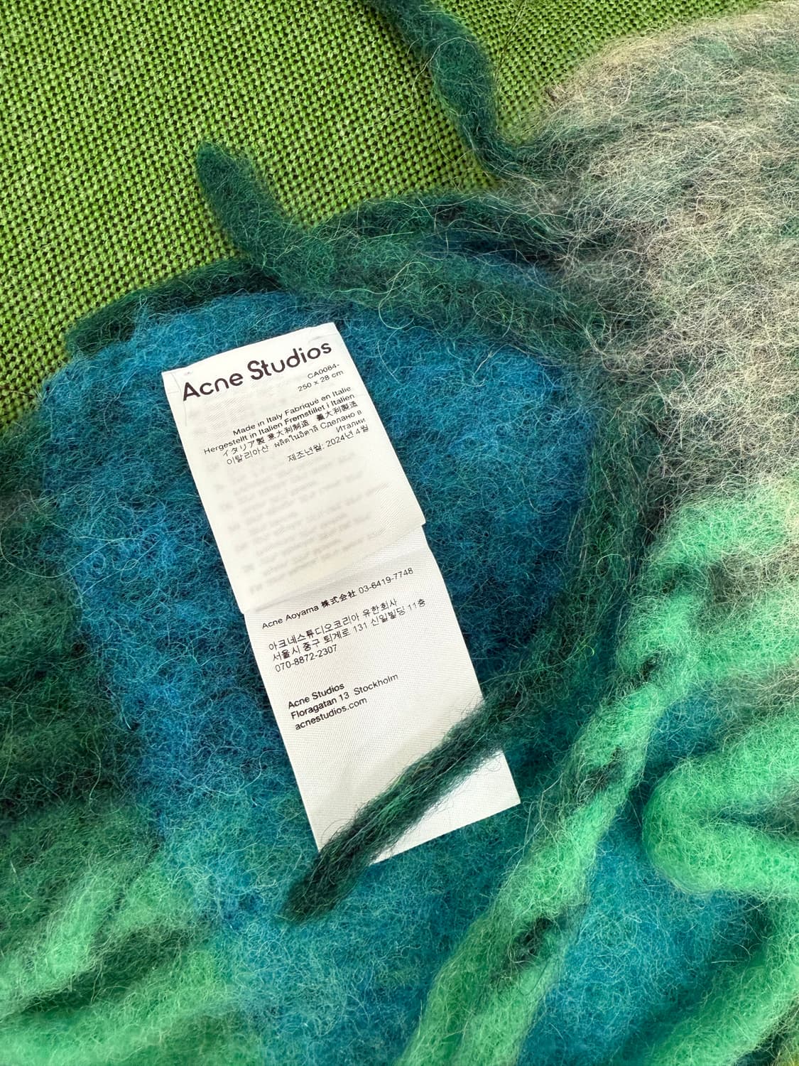 아크네 스튜디오 머플러 상품이미지2