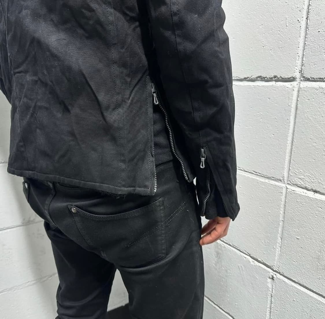 Attachment blurred black heavy work 상품이미지8