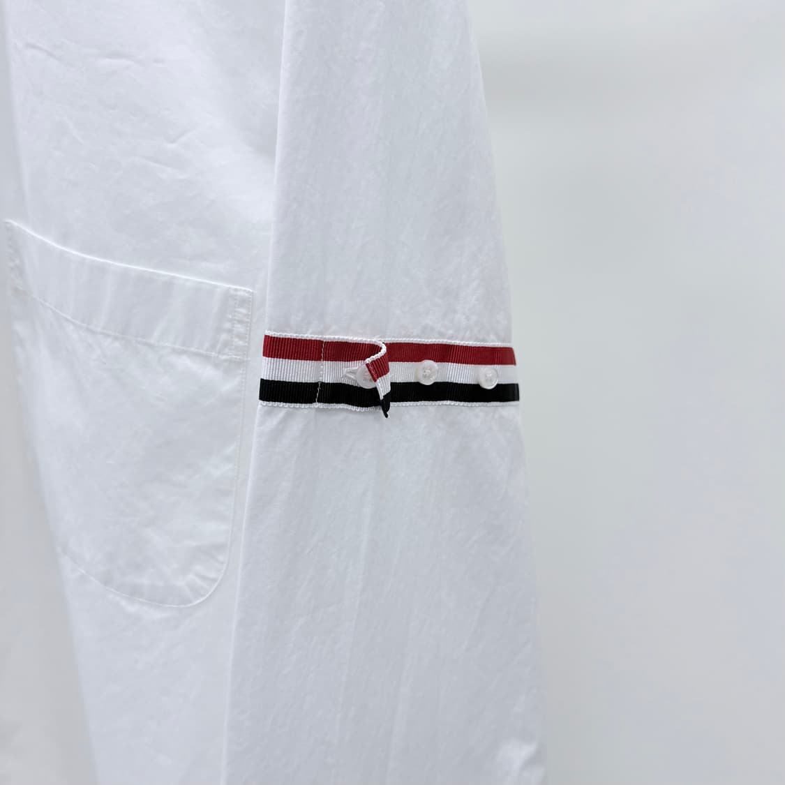 [S+급/5] 톰브라운 암밴드 옥스포드 셔츠 화이트 상품이미지2