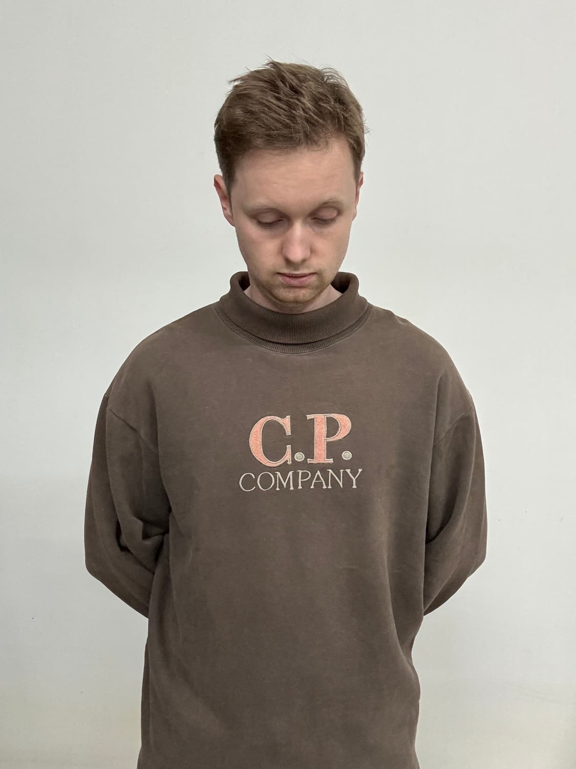 80s CP 씨피컴퍼니 자수 롤넥 스웨트셔츠 상품이미지3