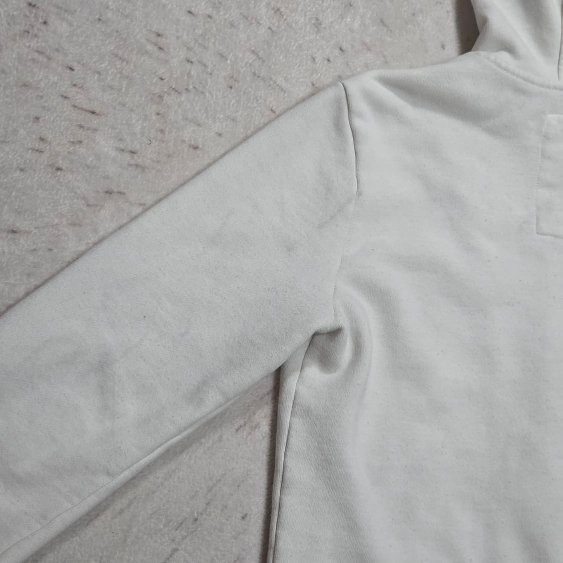 게스 화이트 패치로고 후드집업 상품이미지6