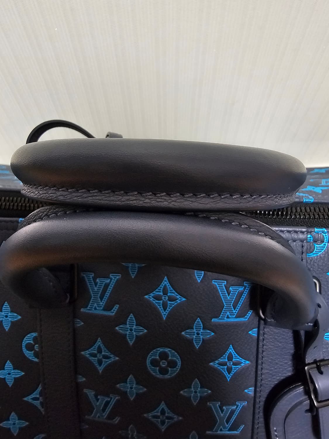 루이비통 키폴50 올레더 쉐도우 리버블루 신형 상품이미지8