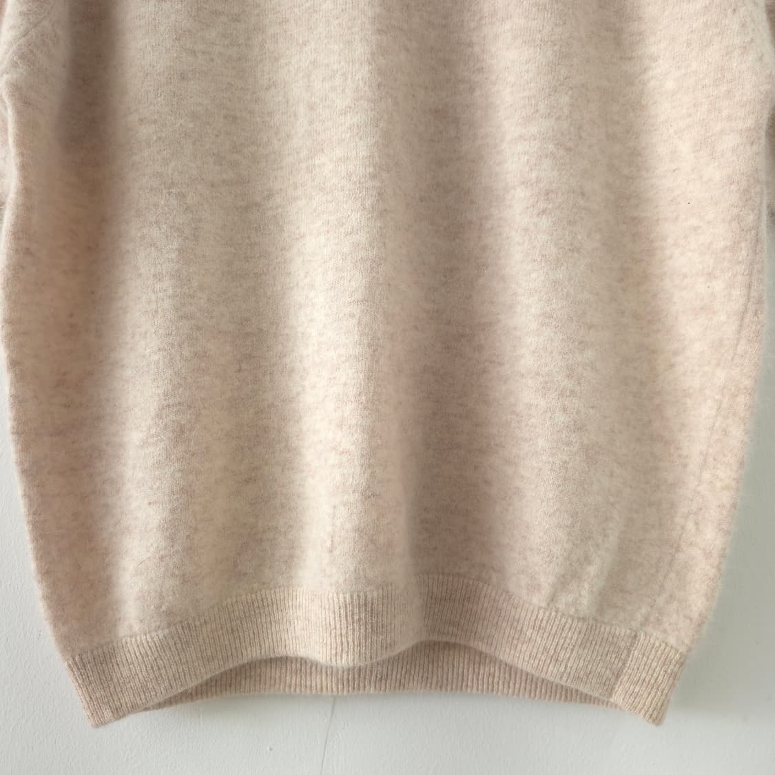 베이지 앙고라 블렌드 반팔 니트 상품이미지4