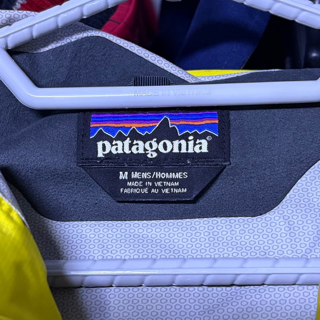 파타고니아 아노락 옐로우/블랙 바람막이 M 상품이미지2