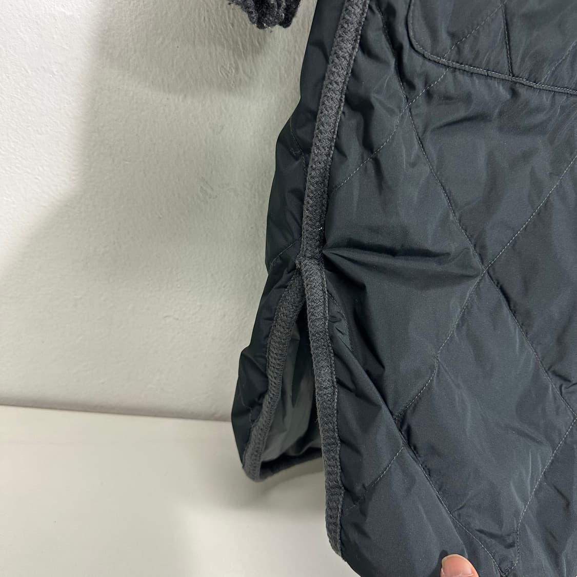 77 우먼L 소울 SOWOOL 그레이 니트배색 양면 롱패딩 상품이미지3