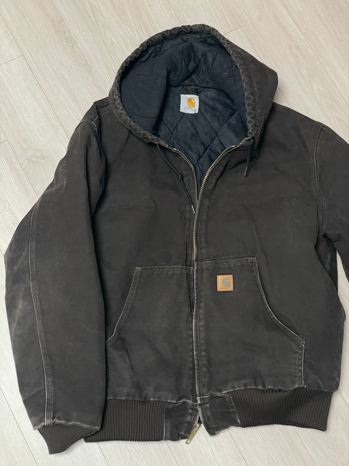 칼하트 j130 액티브 자켓 L 다크브라운 상품이미지1