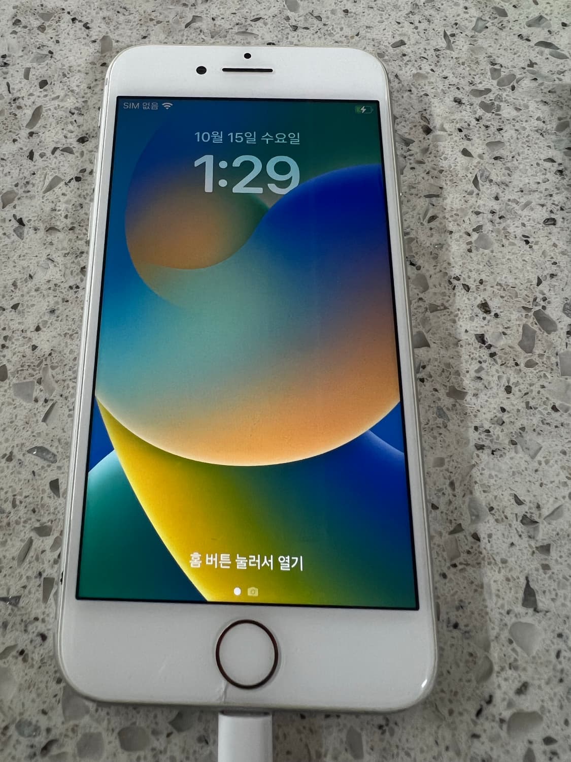 (무배)아이폰8 256기가 배터리 100 팔아요 상품이미지1