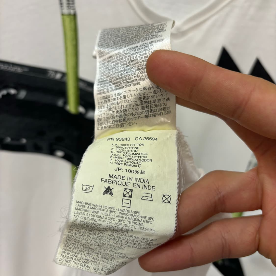 디젤 레트로 카세트 테이프 프린팅 브이넥 반팔 티셔츠 XL 상품이미지8