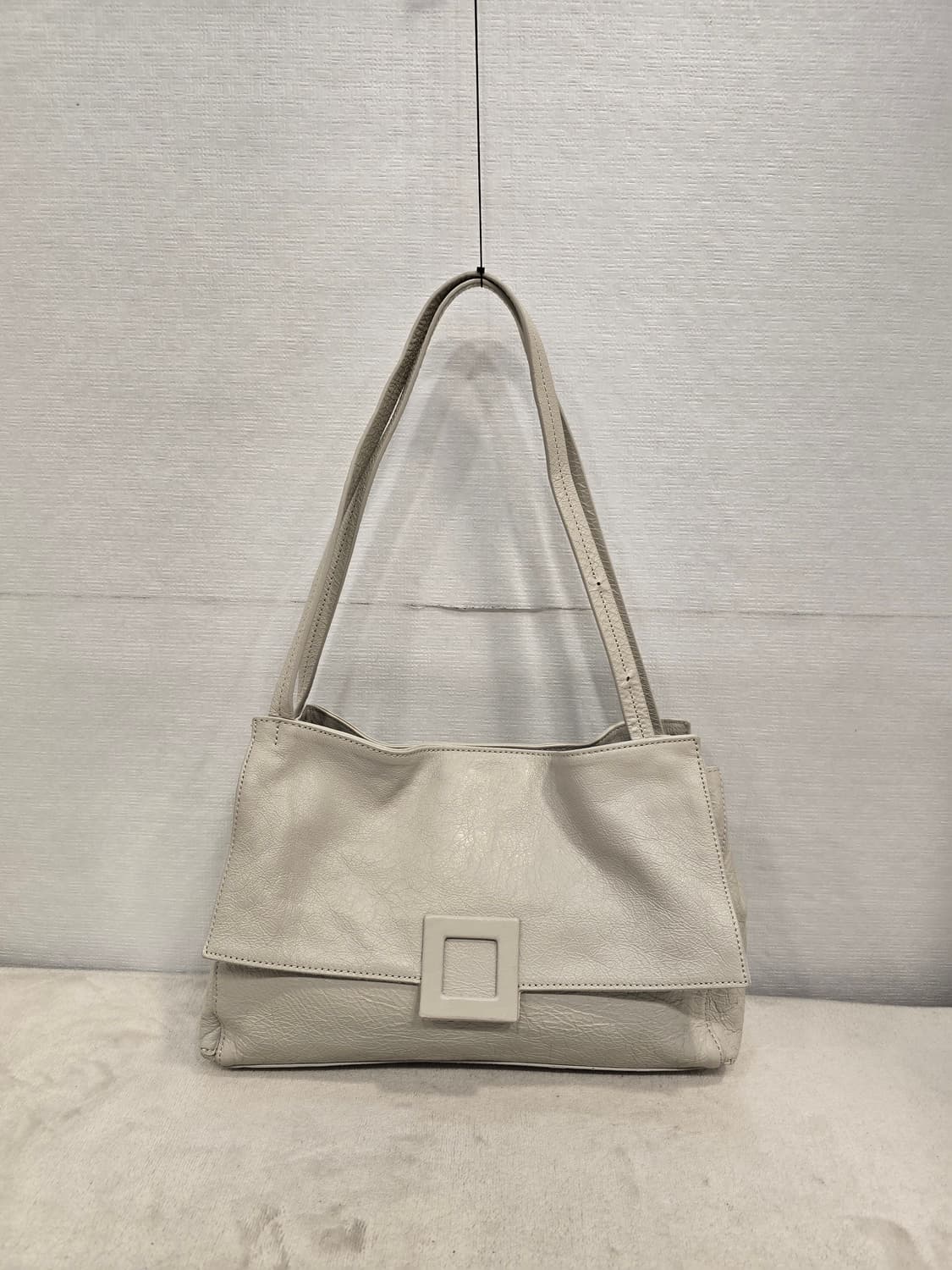 루즈 앤 라운지 카프리 S 숄더백 아이보리 상품이미지1