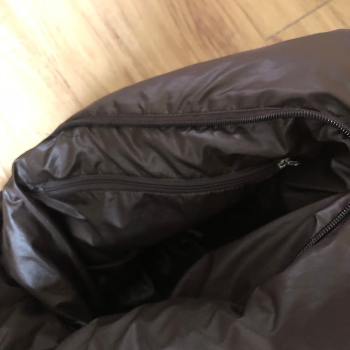 브라운 패딩 숄더백 상품이미지4