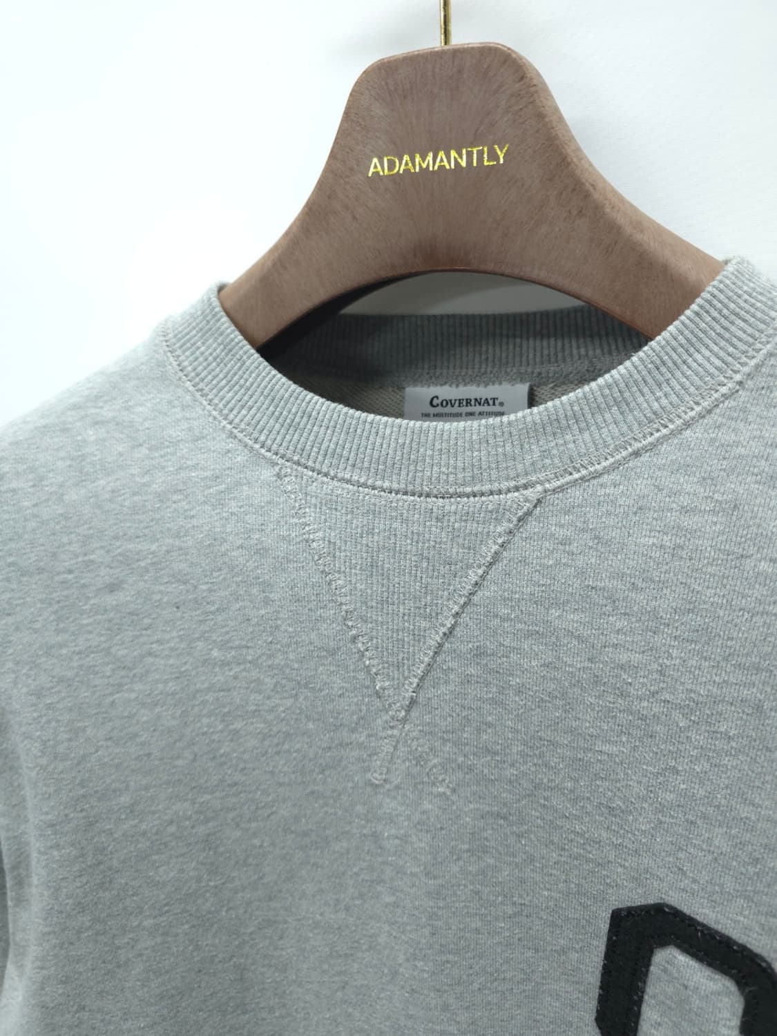 커버낫 남성 C패치로고 맨투맨 상품이미지10