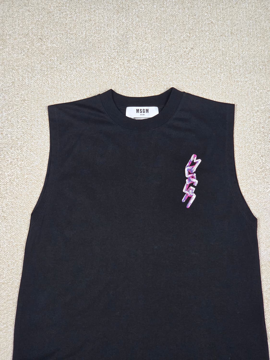 [MSGM] 3D 브러시드 로고 민소매 티셔츠 | S00028 상품이미지2