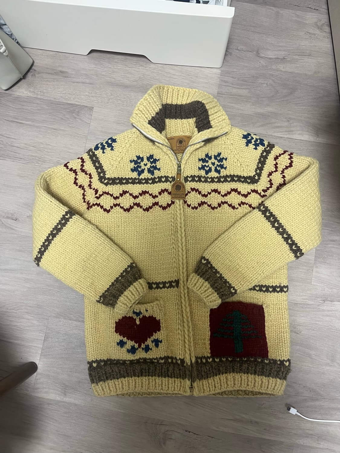 Canadian cowichan 상품이미지1