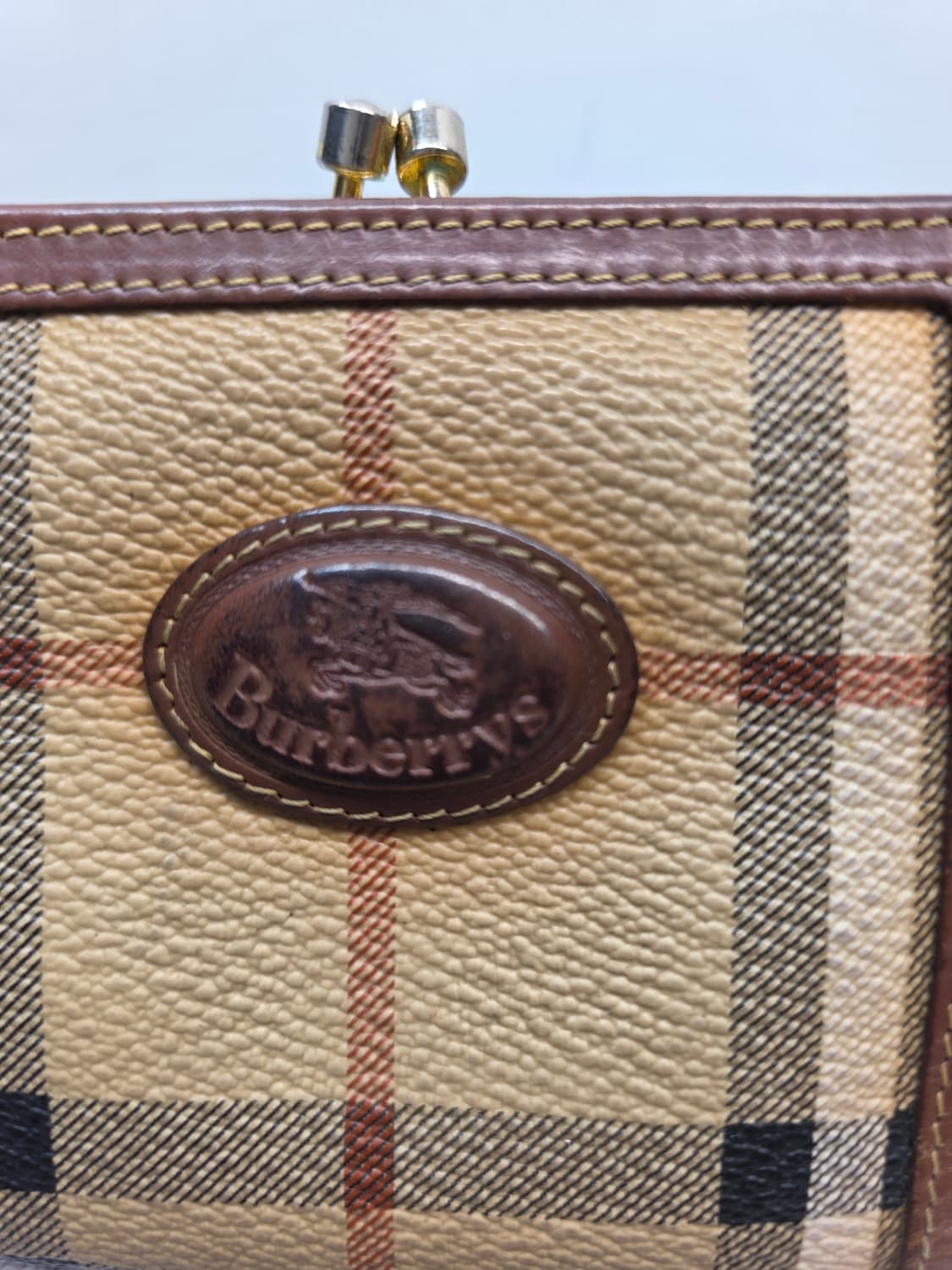버버리 빈티지 노바체크 코팅 캔버스 키스락 컴팩트  지갑 상품이미지6