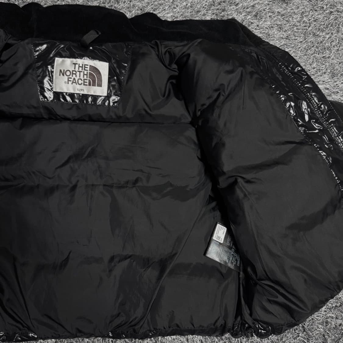 (W) 노페 노스페이스 화이트 라벨 글로시 디테처블 다운 자켓 블랙 상품이미지7