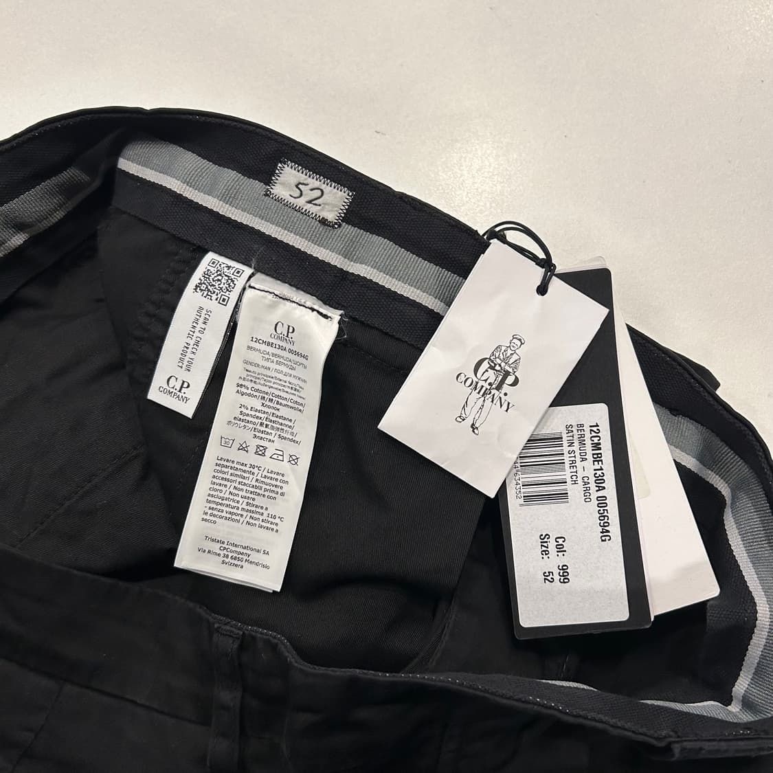 [52] C.P. 씨피컴퍼니 카고 반바지 버뮤다 블랙 상품이미지8