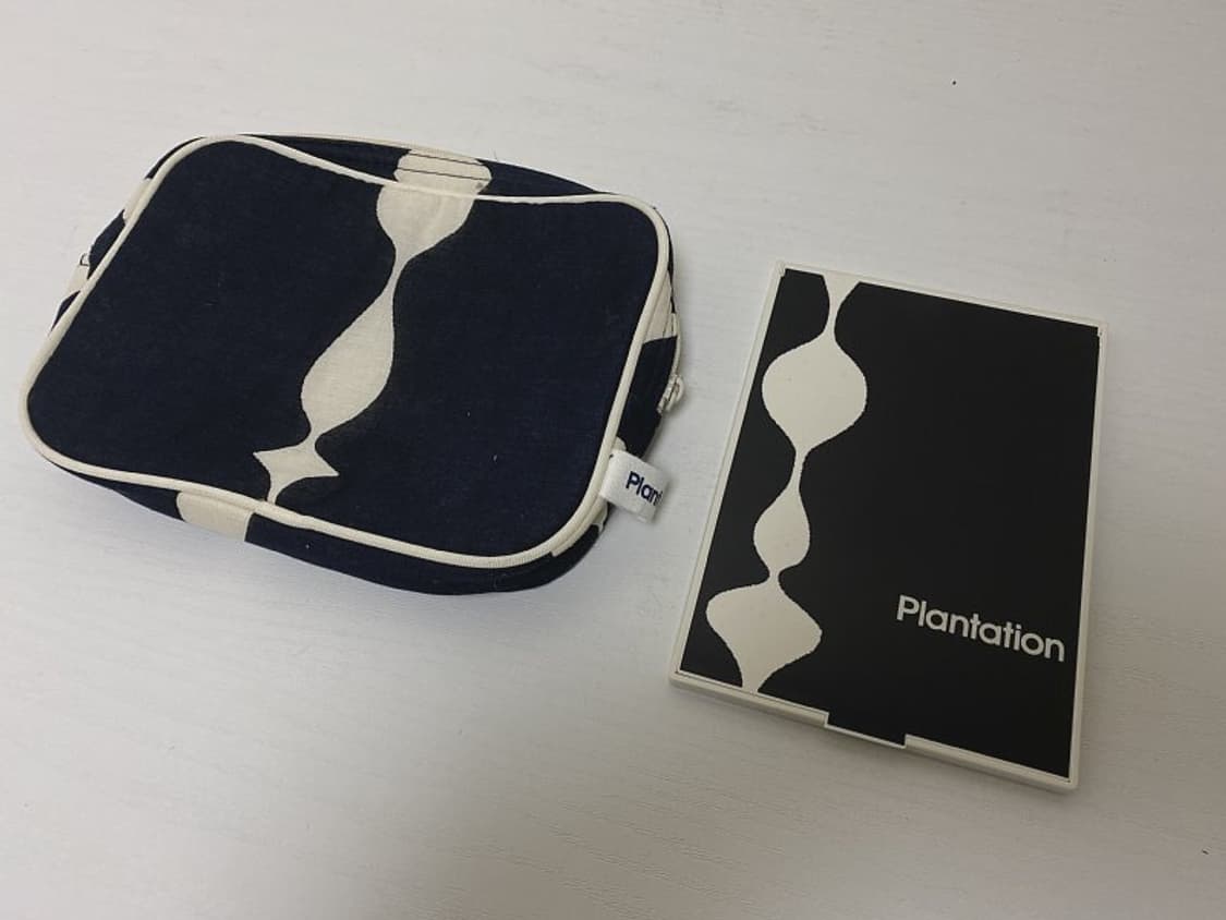 이세이미야케 플렌테이션 소가죽 숄더백 상품이미지8