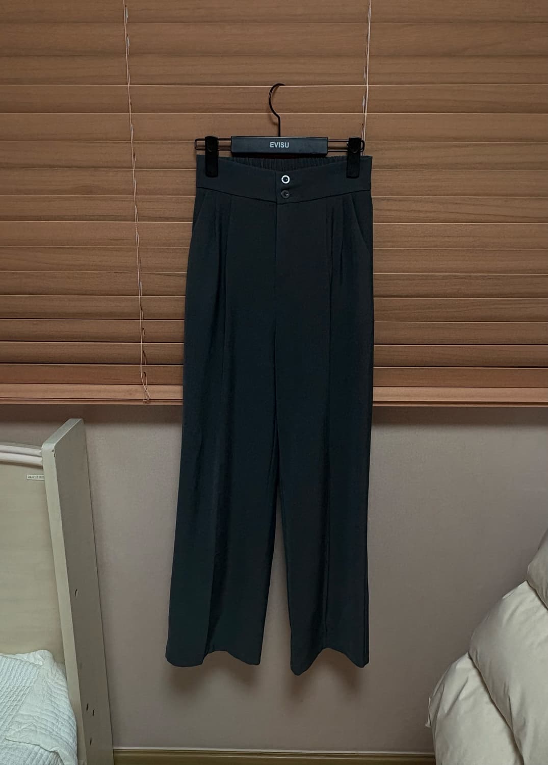 리스 핀턱 와이드핏 롱 밴딩 슬랙스 상품이미지2