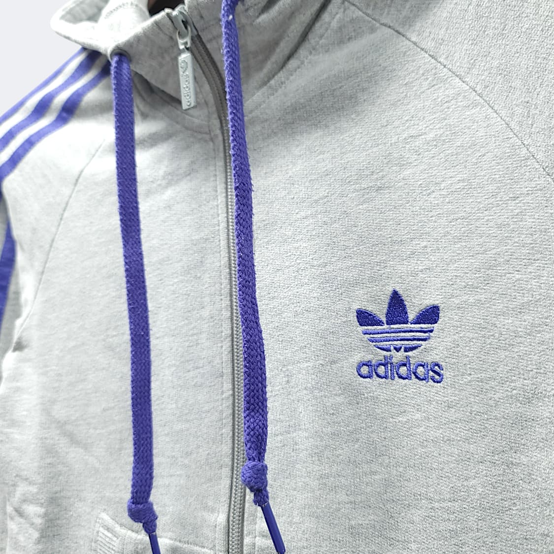 [90~95] 아디다스 그레이&바이올렛라인 우먼 3S 트레포일 후드집업 상품이미지4