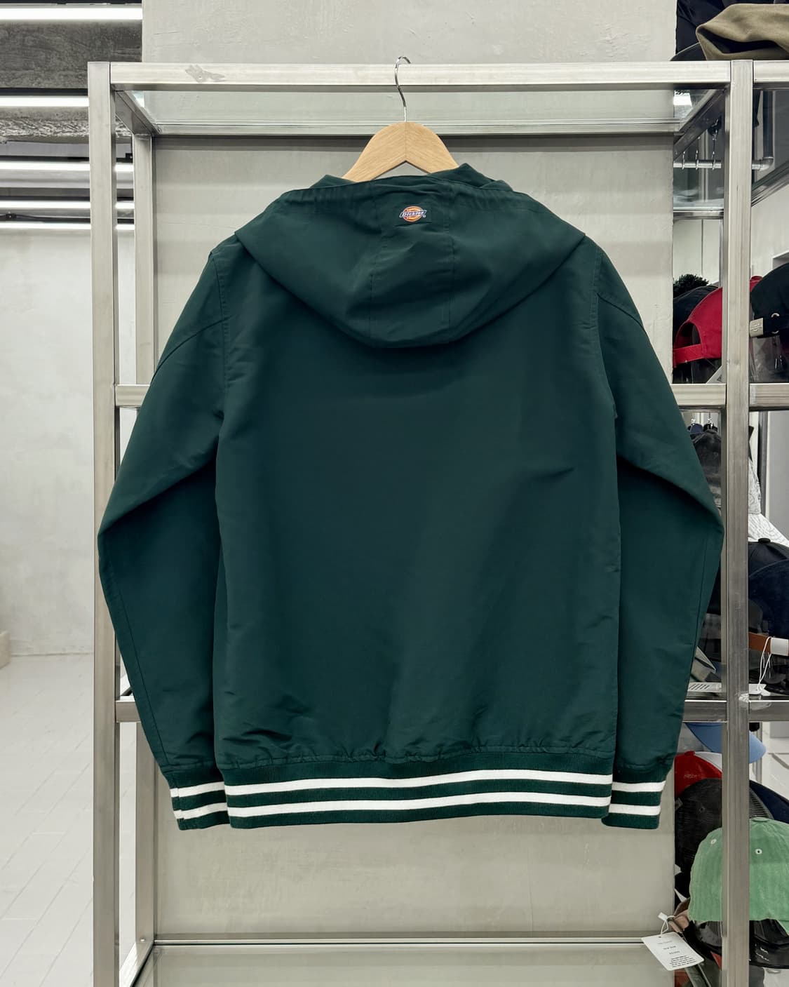 디키즈 00s 나일론쉘 후드 스타디움 자켓 그린 상품이미지3