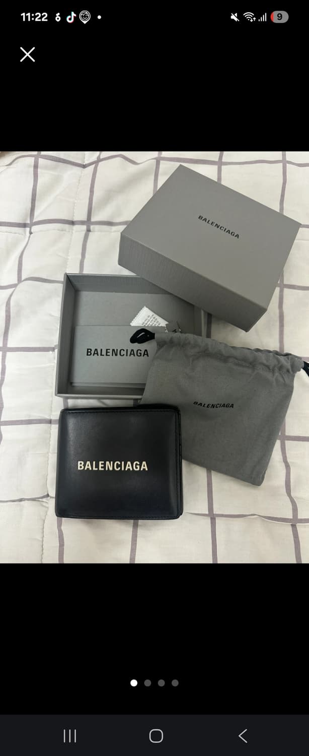 발렌시아가 반지갑  상품이미지1