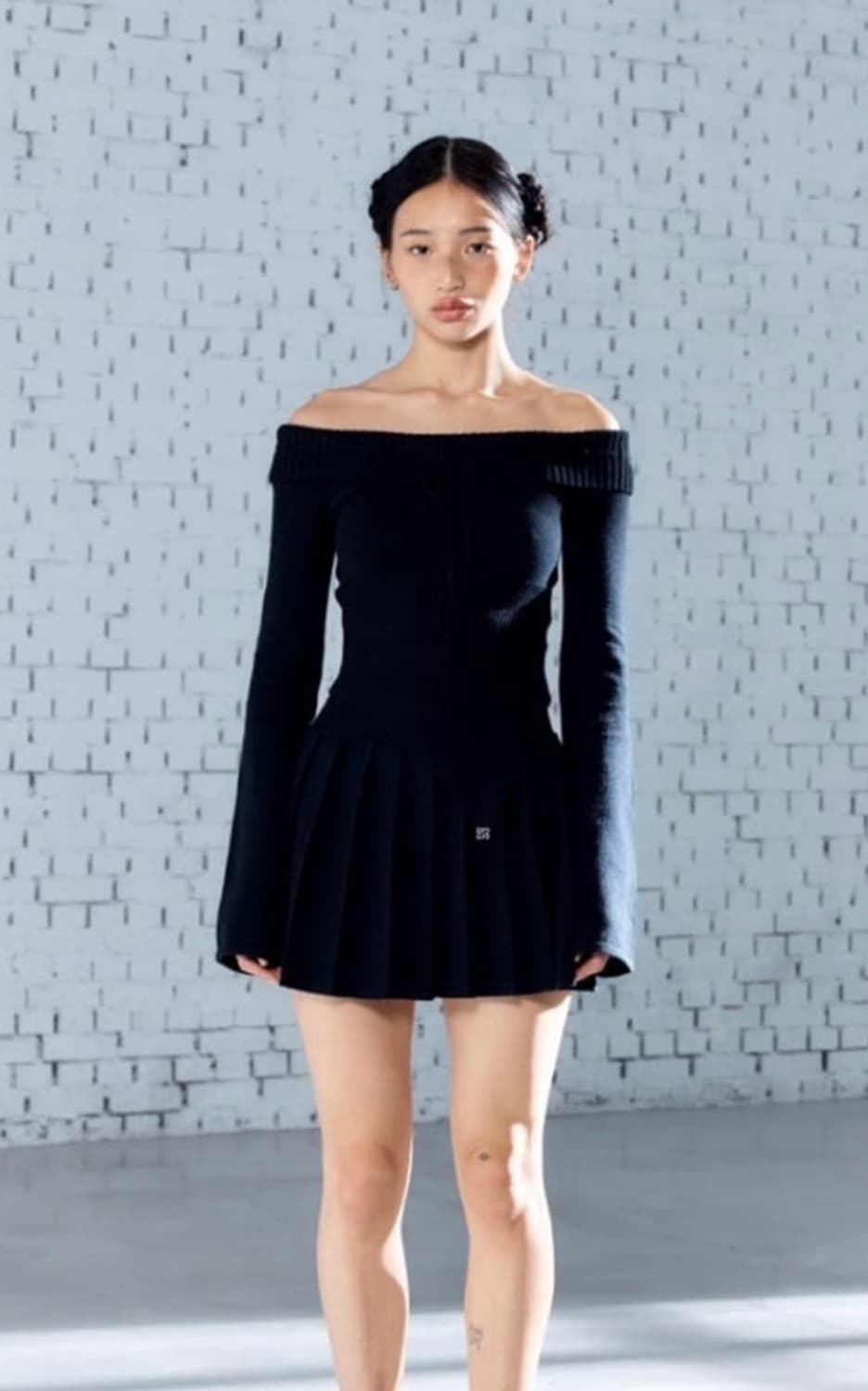 글로니 베라 스윙 롱슬리브 니트 블랙 상품이미지2