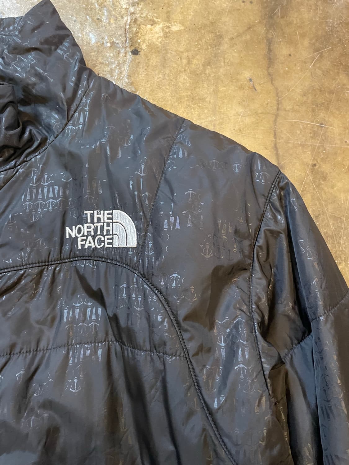 노스페이스 앵커 패턴 라이트 패디드 자켓 블랙 상품이미지3