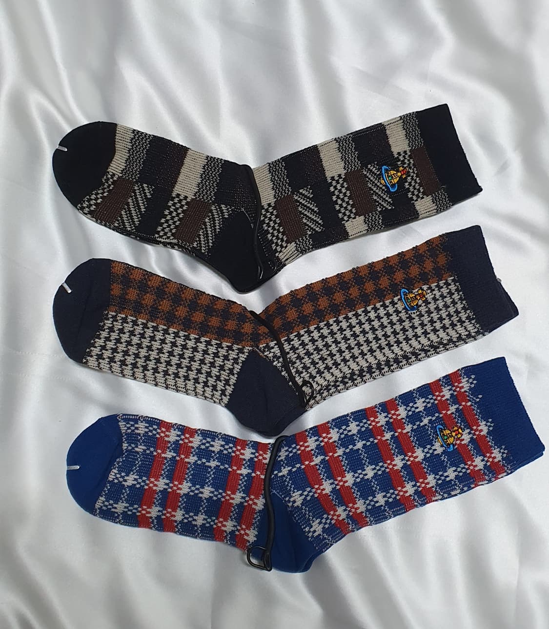 레드 블루 브라운 블랙 화이트 믹스 듀얼 체크 비비안웨스트우드 양말  상품이미지3