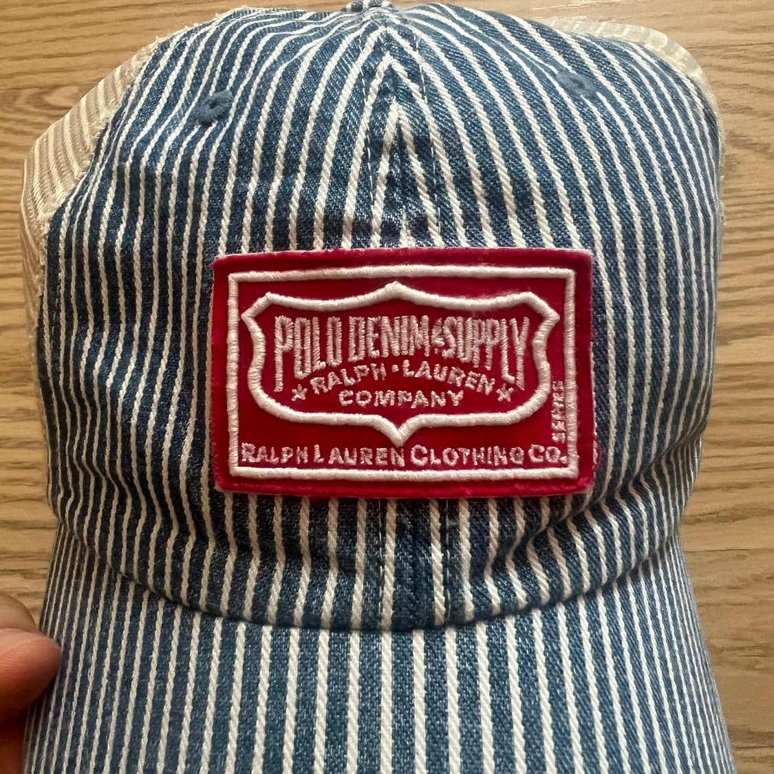 [폴로랄프로렌] 데님 앤 서플라이 로고 패치 스트립트 데님 트러커 캡 상품이미지3