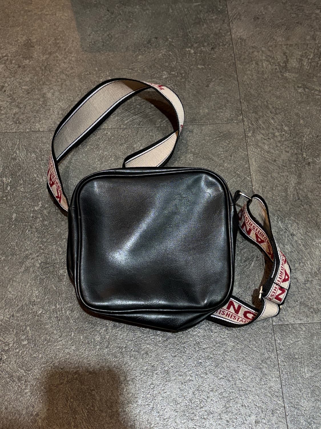 캉골 크로스백 가방 상품이미지3