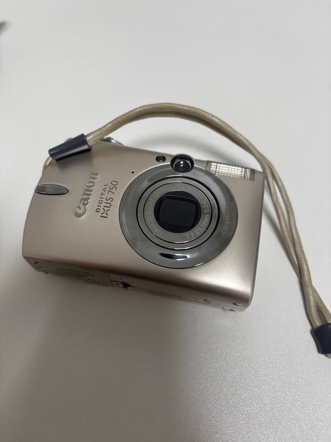 S급 ) 캐논 Ixus750 (아일릿 원희 디카) 상품이미지4