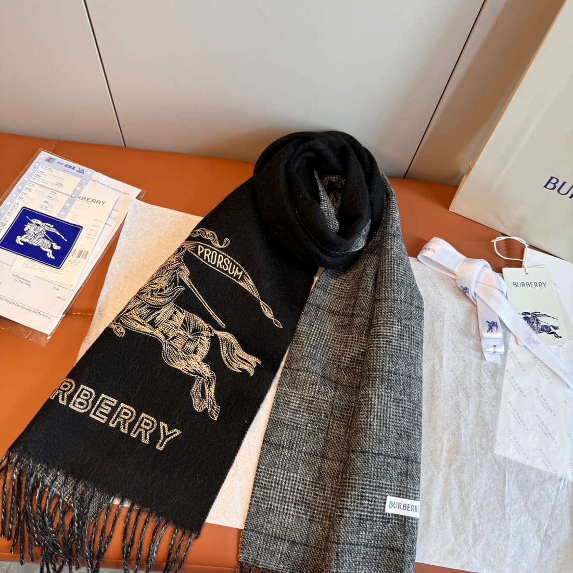 버버리숙녀 리버서블 스카프100% 램스울
 상품이미지2