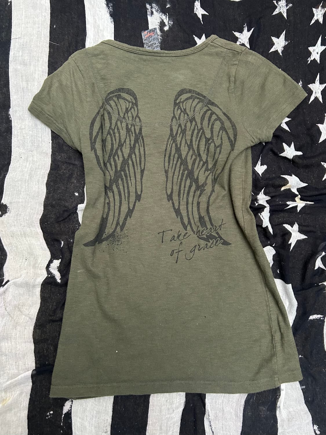 *rare design* 2000s 펑크 스컬&윙 카키 딱붙 티셔츠 상품이미지2