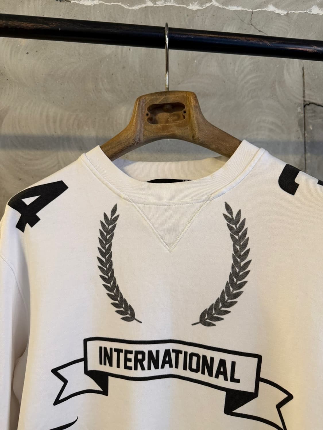 모스키노 맨투맨 100 상품이미지4