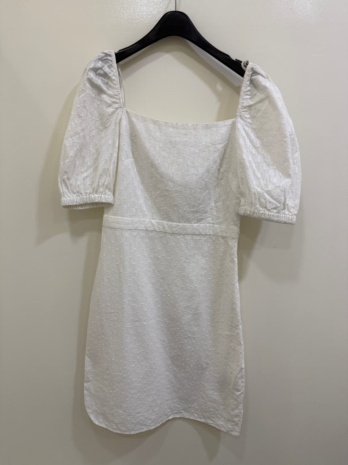 앤아더스토리즈 화이트 퍼프 원피스(정품) 상품이미지3