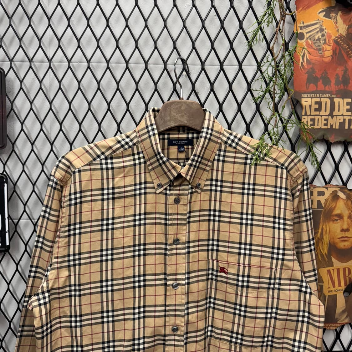 00s 버버리 긴팔 셔츠 노바체크 패턴 레드 기사 로고 브라운 상품이미지3