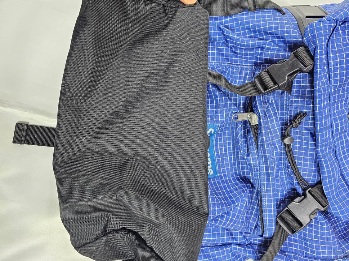 슈프림09백팩 상품이미지2